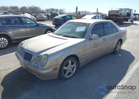 2001 Mercedes-Benz E 320 from USA, damaged, VIN WDBJF65J61B251908